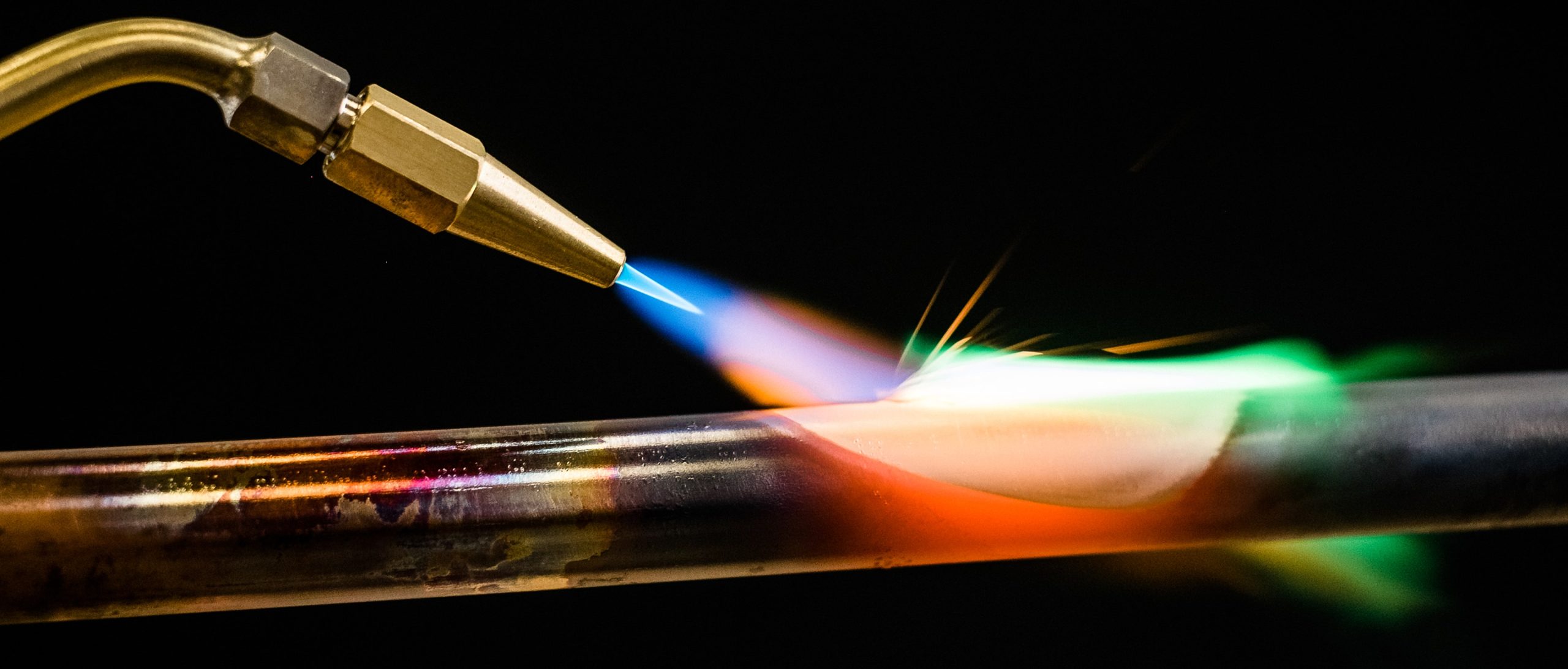 Flamme oxy-hydrogène brasage